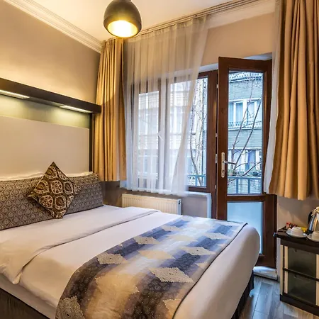 Platine Istiklal Hotel
