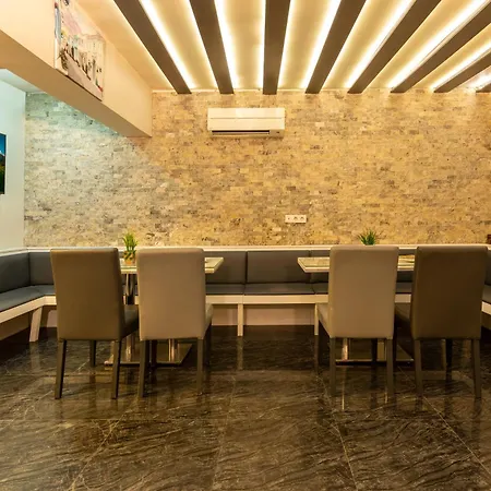 Platine Istiklal * איסטמבול